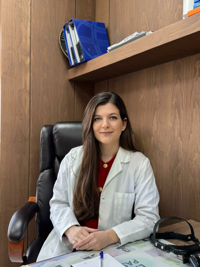 Dr. Nikolina Nikolla Mjeke Otorinolaringologe ne STARMED Hospital